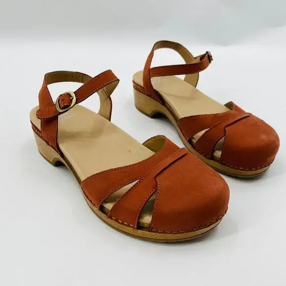 Dansko Betsey Clogs - Picture 3 of 8